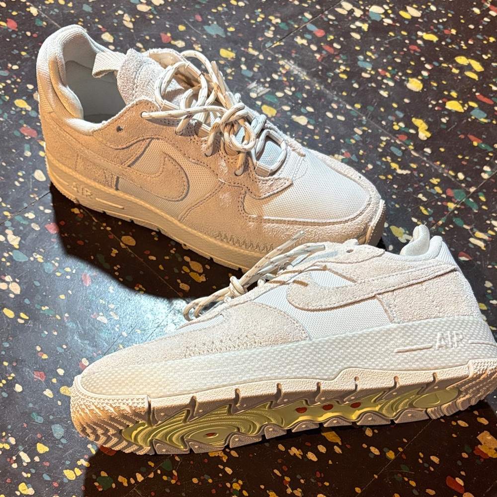Stylish Womens Nike Beige Sneakers